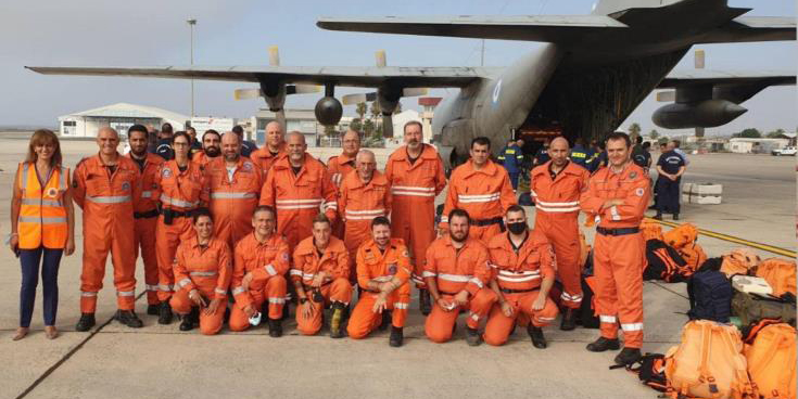Έφτασαν στην Ελλάδα οι ομάδες από Κύπρο για να βοηθήσουν στην κατάσβεση των πυρκαγιών